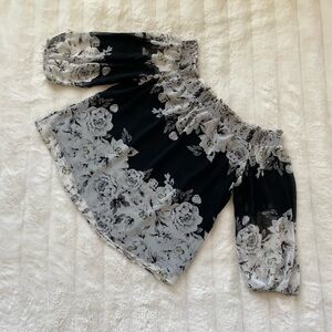 White House Black Msrket Top.